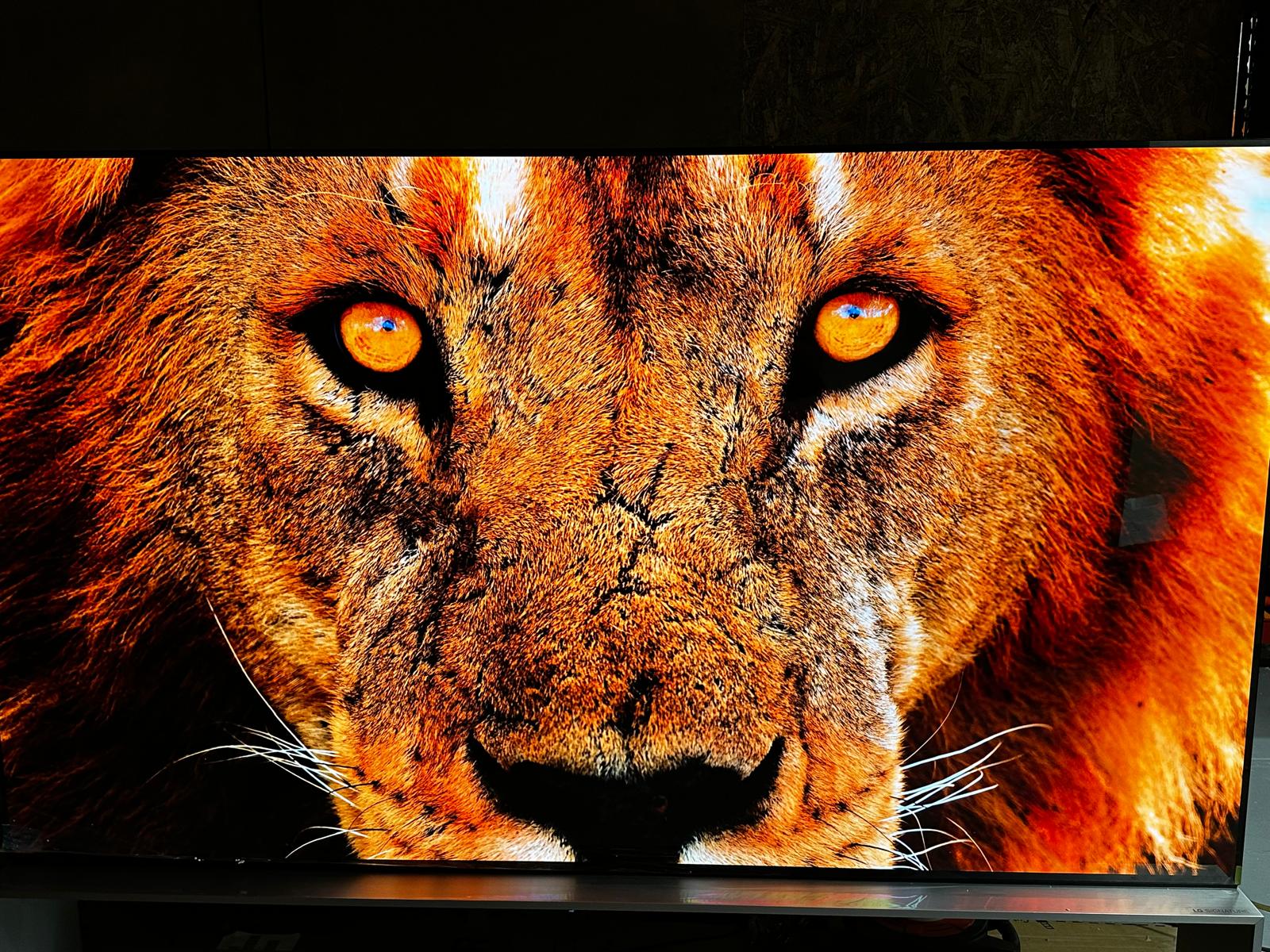 LG OLED88Z39LA 88" OLED Evo 8K Ultra HD HDR Smart TV Freeview Play Freesat - Image 12