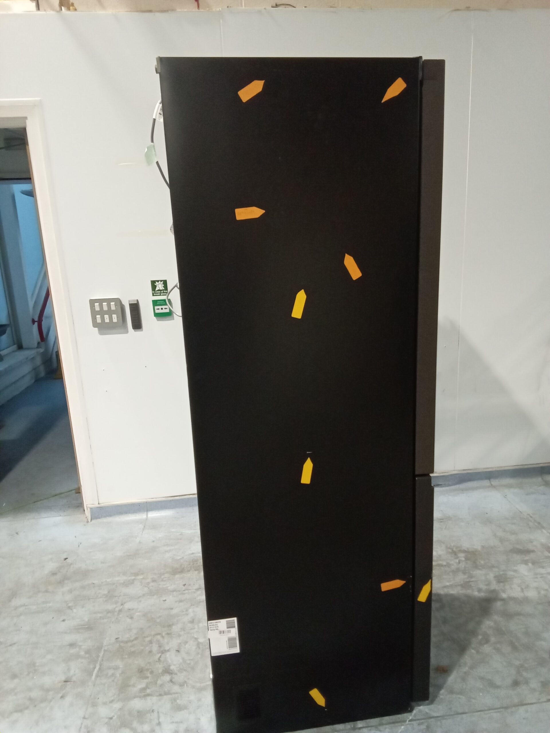 LG GBG5160CEV InstaView™ Fridge Freezer, Essence Black Steel (RF429) - Image 9