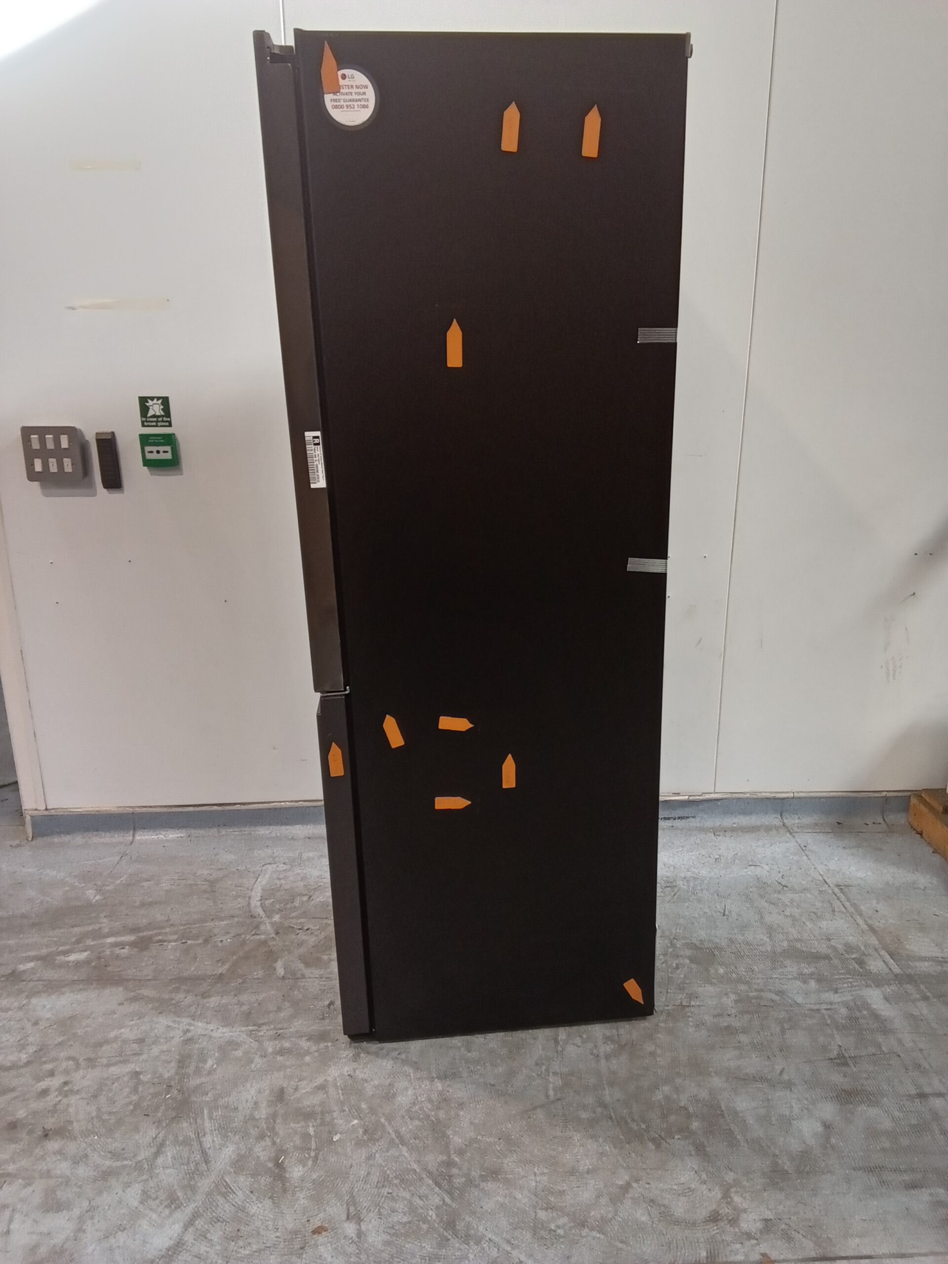 LG GBG7190CEV InstaView™ Fridge Freezer, Essence Black Steel (RF433) - Image 11