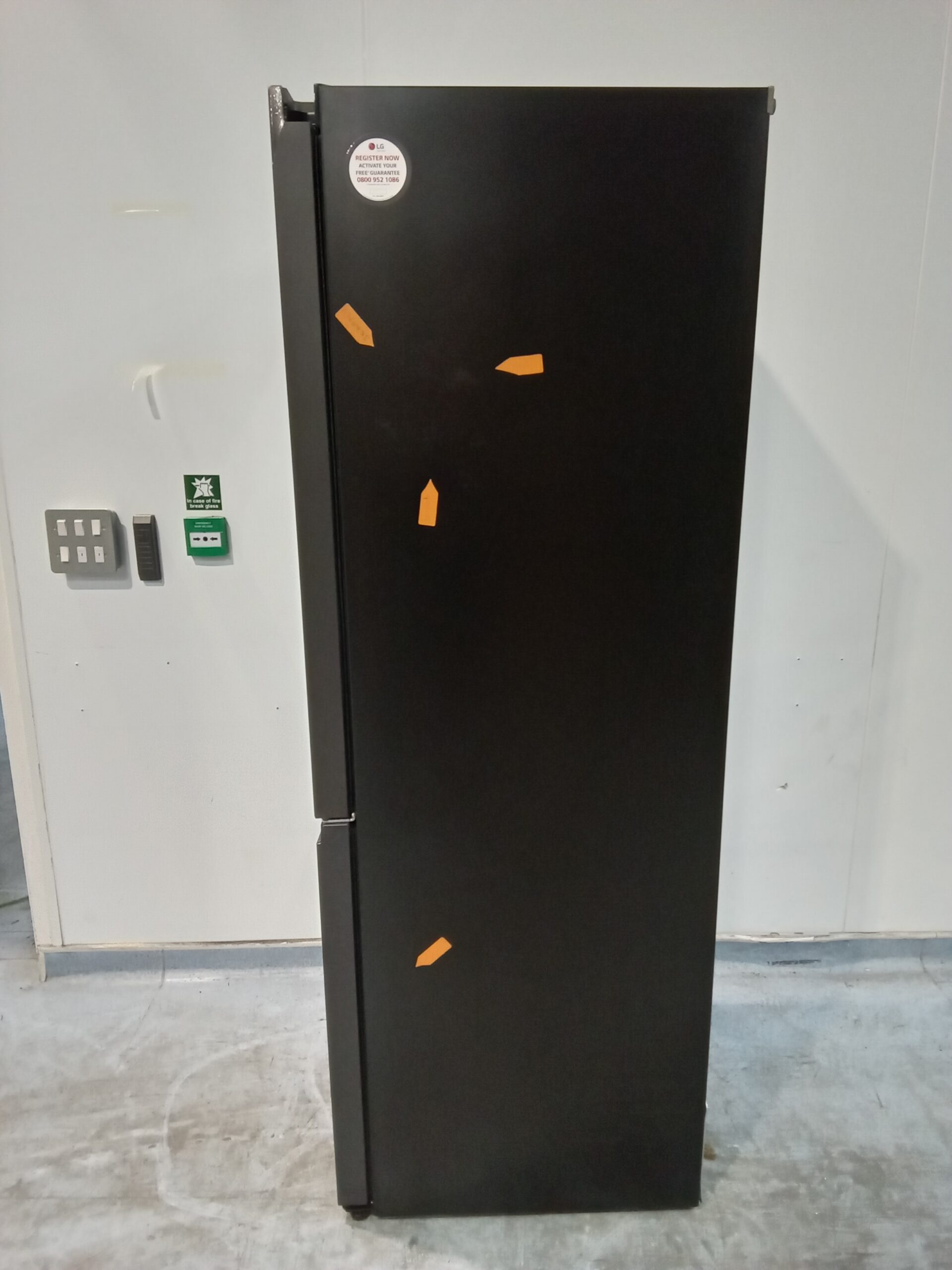 LG GBG7190CEV InstaView™ Fridge Freezer, Essence Black Steel (RF435) - Image 12