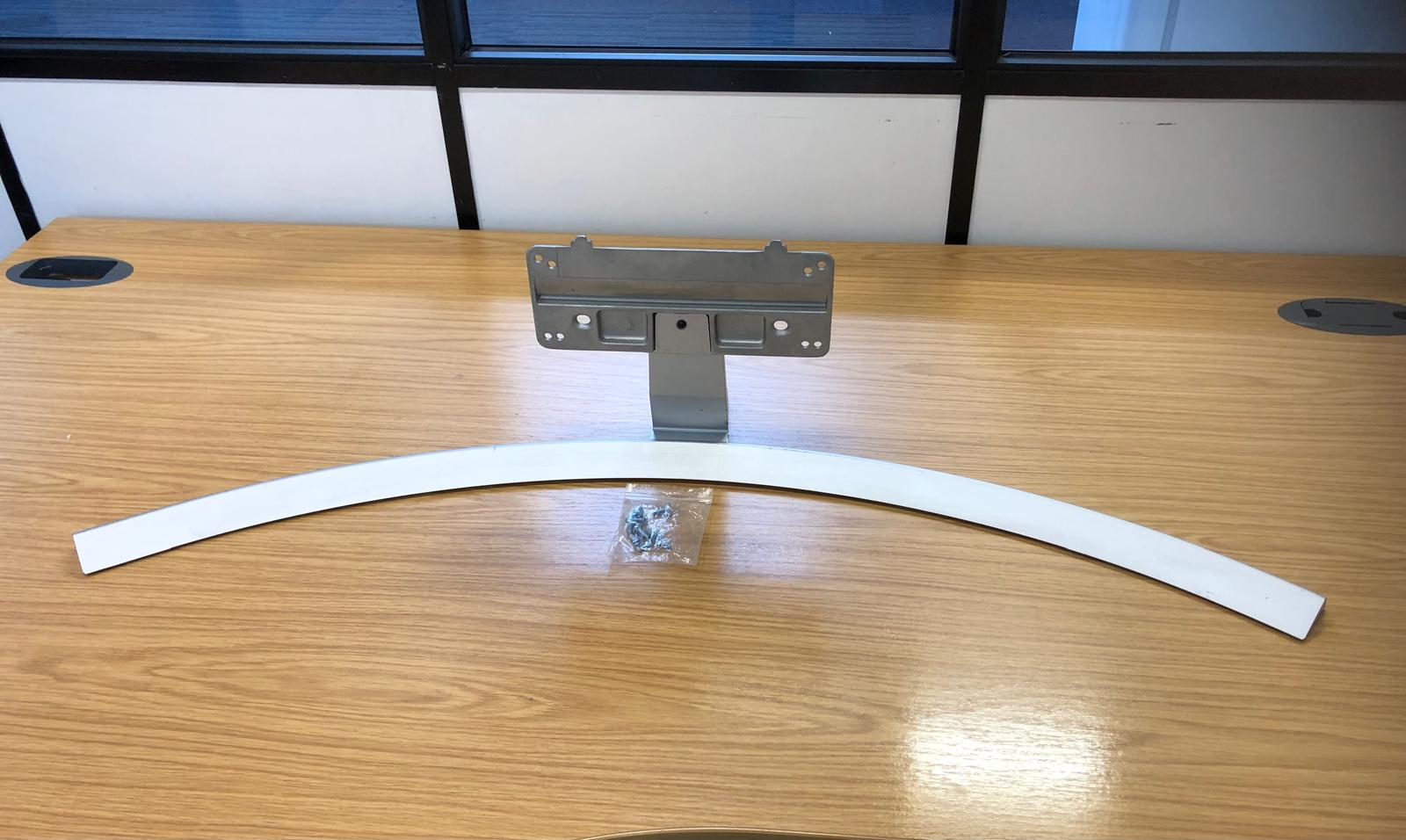 LG Genuine Stand Base 60UH770V, 65UH770V plus Screws